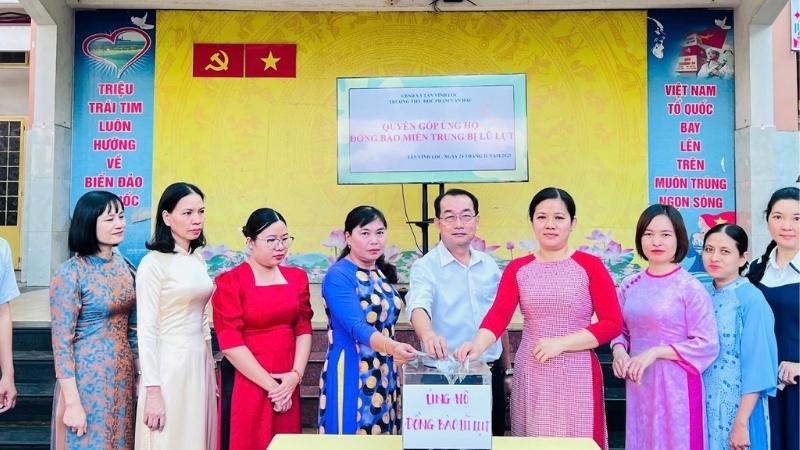 Đội ngũ giáo viên chuẩn mực, yêu trẻ