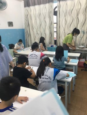 Giáo viên tại Trung tâm Kumon Phan Xích Long