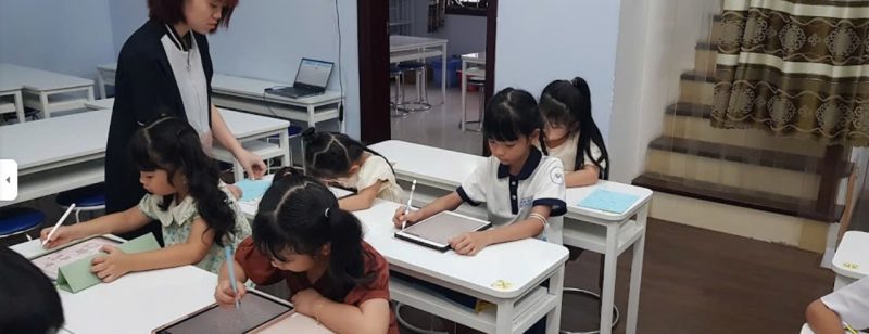 Học sinh theo học tại trung tâm Kumon Biên Hòa