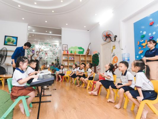 mầm non học viện hoa kỳ