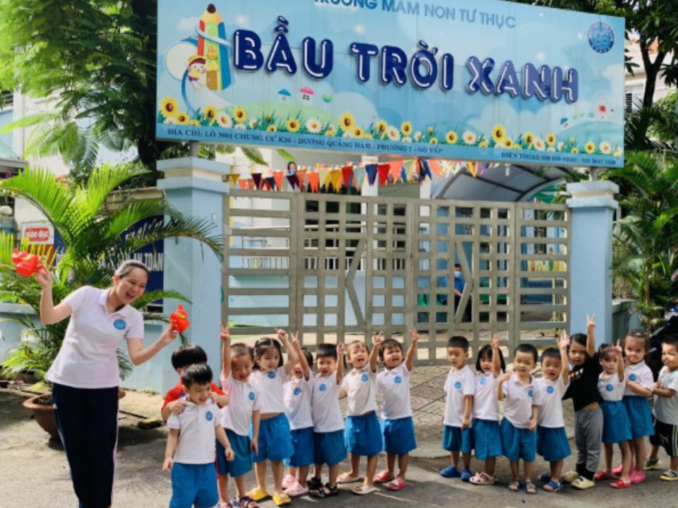 mầm non bầu trời xanh