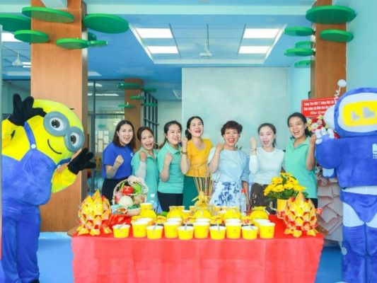 mầm non ý tưởng việt