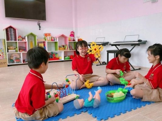 mầm non vườn trẻ thơ xã đông thạnh