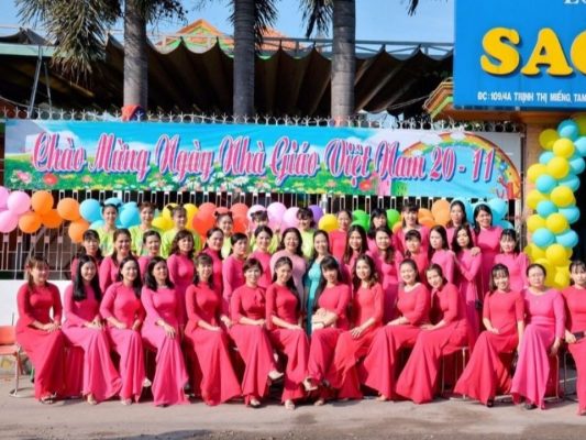 mầm non sao sáng hóc môn