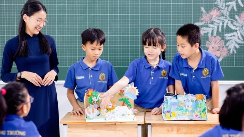 Đội ngũ giáo viên giàu kinh nghiệm và tận tâm