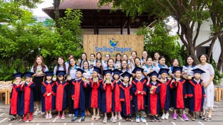 Mầm Non Song Ngữ Montessori Smiling Fingers